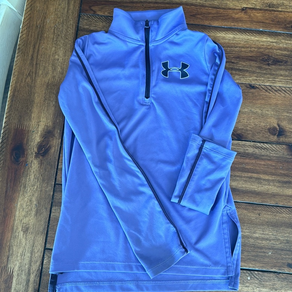 Youth UA long sleeve shirt
